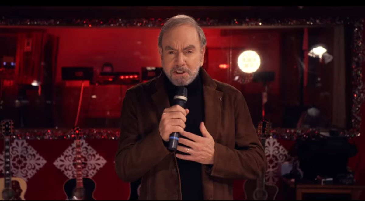 Neil Diamond Sings Heartfelt Original Tune ‘Christmas Prayer’ in Magical Performance