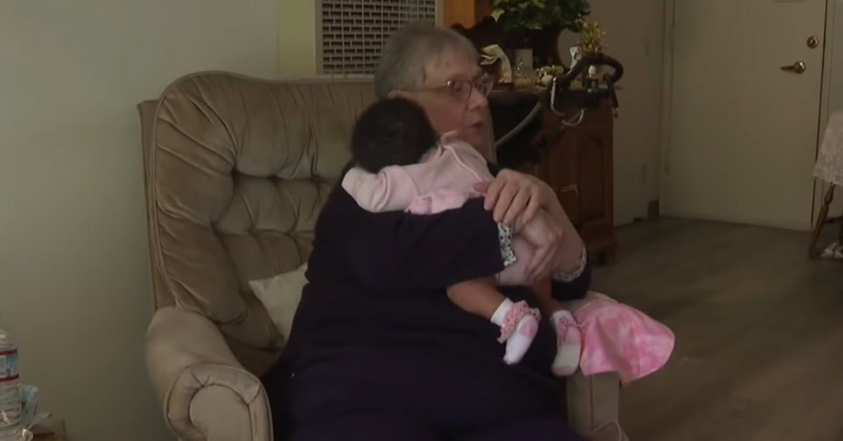 For 34 Years, This 78-Year-Old Foster Mom Has Helped Over 80 Kids